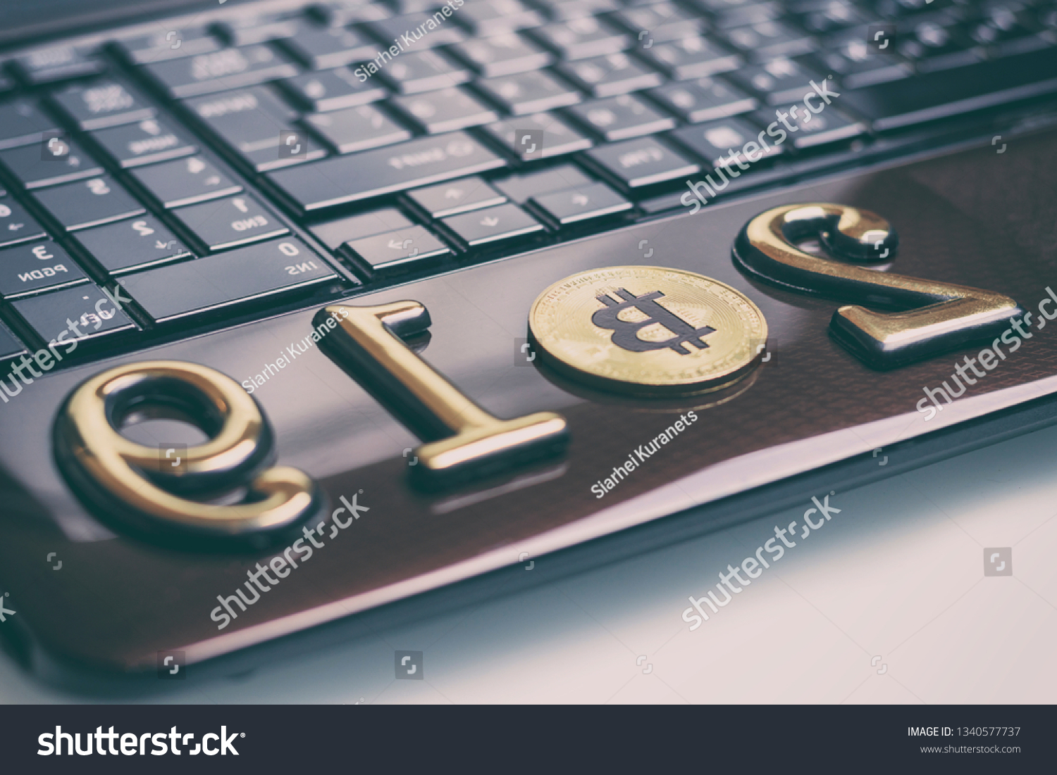 sự 