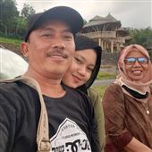 Thầ