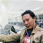 Thầ