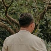 Tân