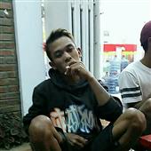 Thầ