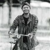 Tỷ 
