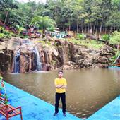 Thầ
